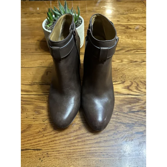 Coach Calf Leather Ankle Boots w/ Buckle Detail Size 10 B - Picture 4 of 10